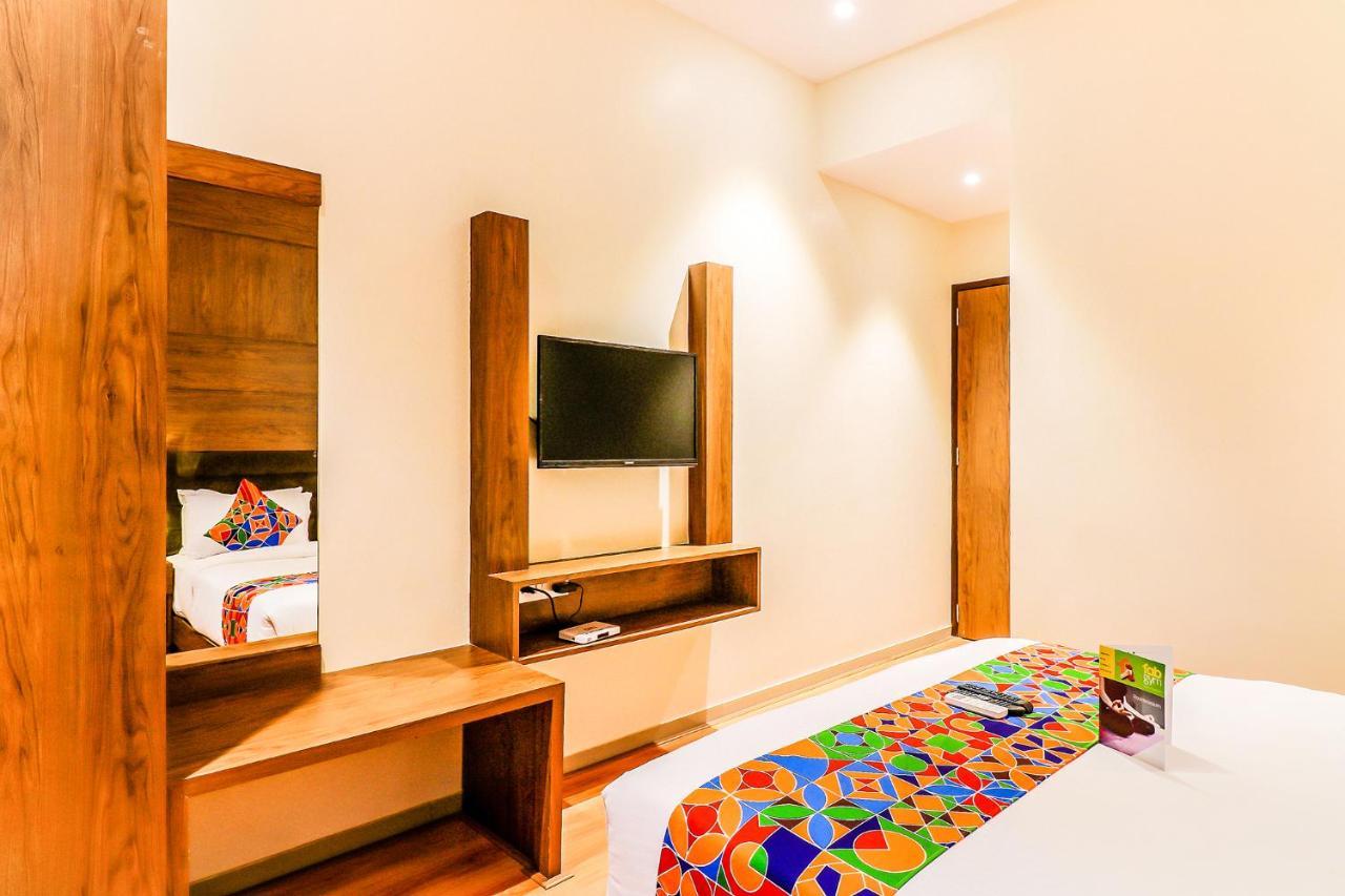 Fabexpress Ascot International - Nr Mumbai International Airport Hotel Екстериор снимка